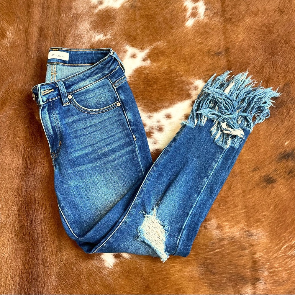 KanCan Frayed Jeans, Size 3/25